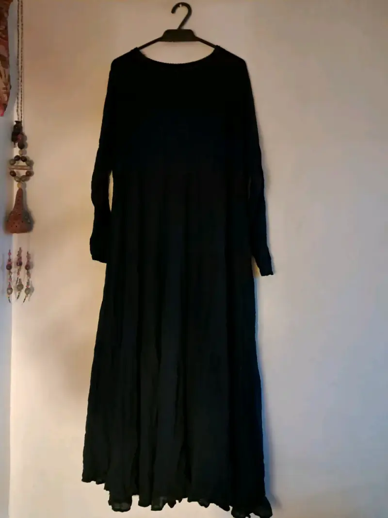Vestido largo negro elegante para mujer - 3