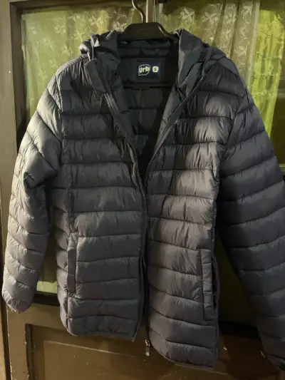 Chaqueta acolchada azul marino con capucha U - miniatura 2