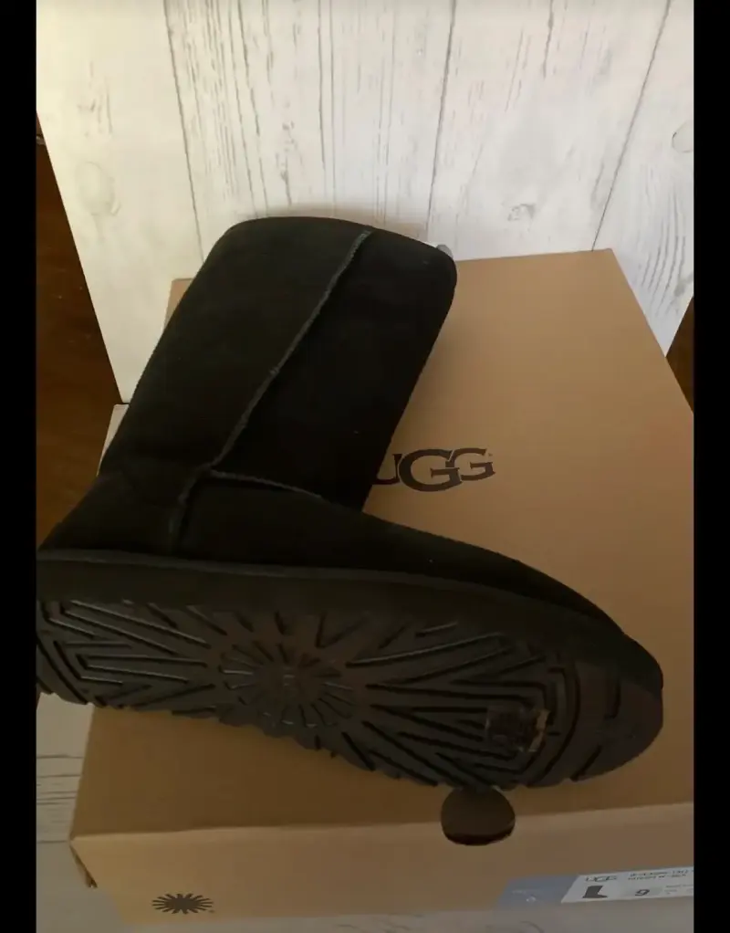 Botas negras de invierno UGG para mujer - 3