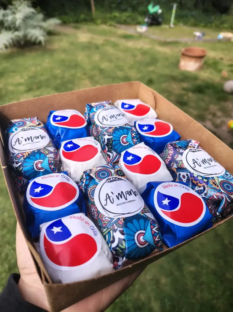 Caja de Regalo Chilena con alfajores - 2