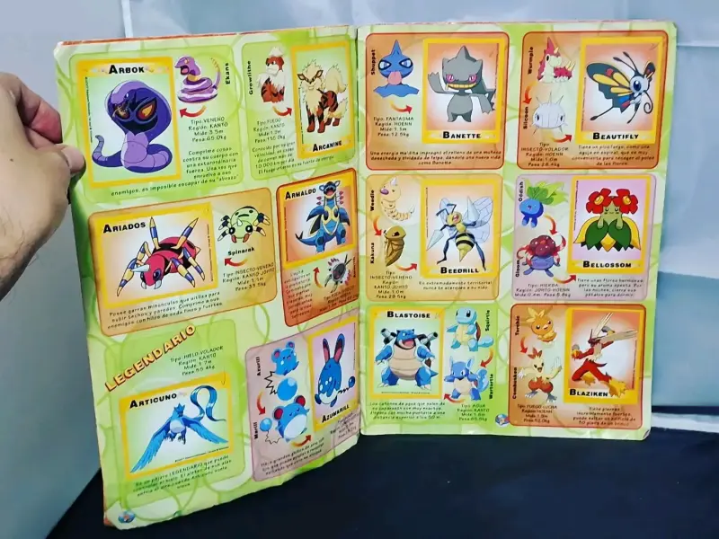 Álbum Pokémon Diamond & Pearl Salo Completo - 3