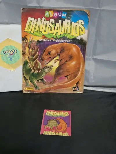 Álbum de Dinosaurios Animales Prehistóricos Panini - miniatura 1