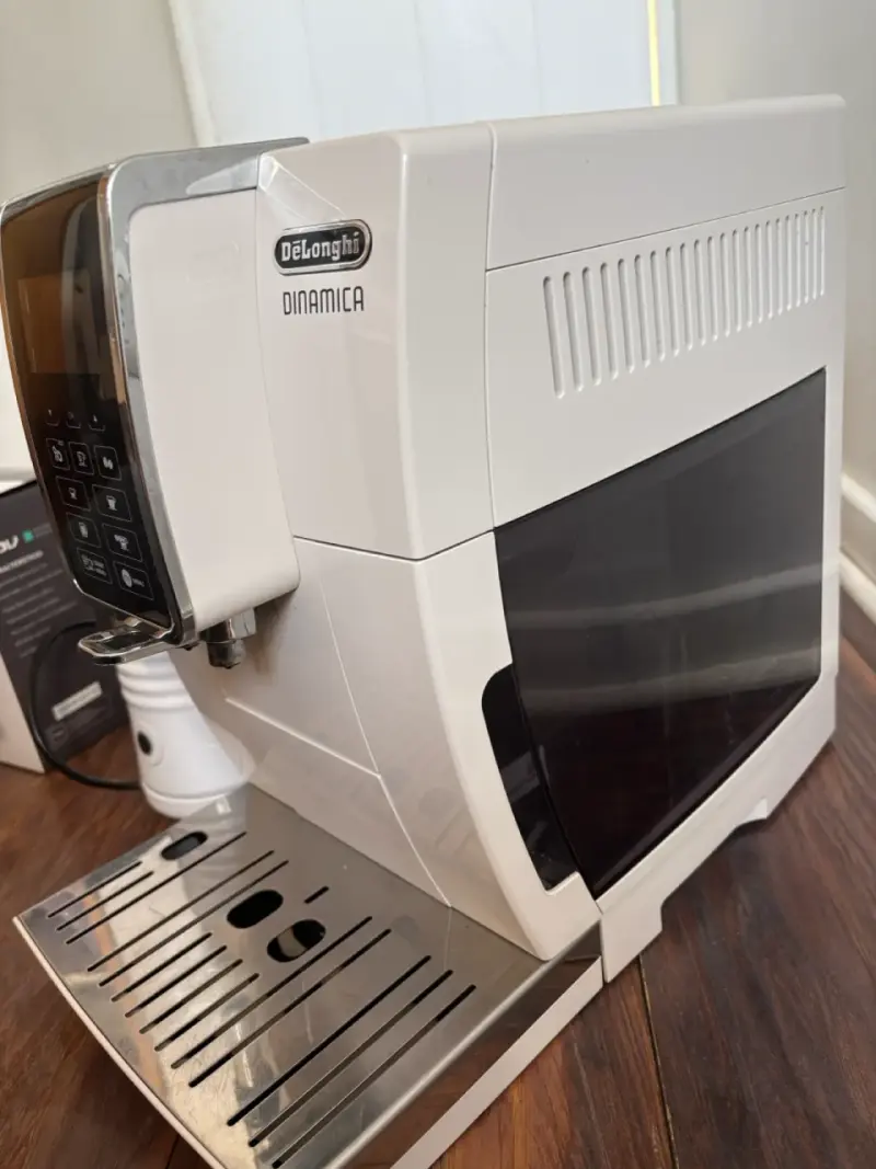 Cafetera  DeLonghi Dinamica con espumador - 2