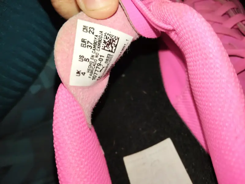Zapatillas deportivas rosas Puma para mujer - 2