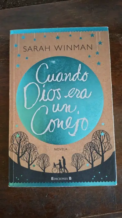 Libro 'Cuando Dios Era Un Conejo' de Sarah Winman - miniatura 1