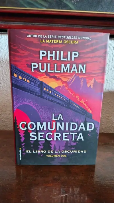 Libro 'La Comunidad Secreta' de Philip Pullman - miniatura 1