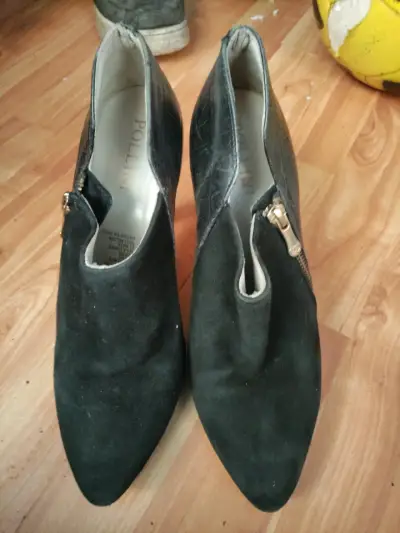 Botines de cuero negro con cierre Pollini - miniatura 1