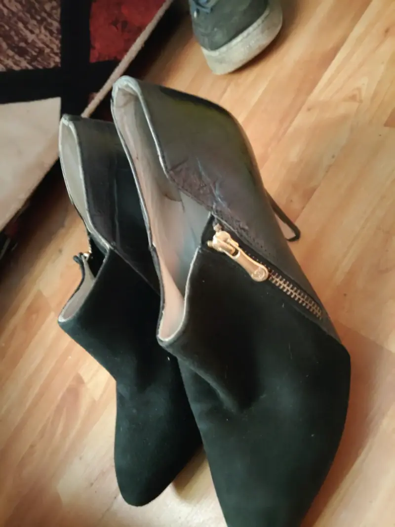 Botines de cuero negro con cierre Pollini - 2