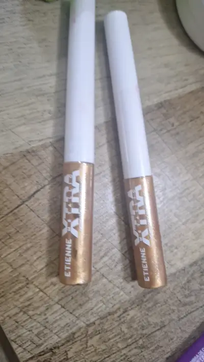 Set de maquillaje Etienne con labiales y sombras - miniatura 5