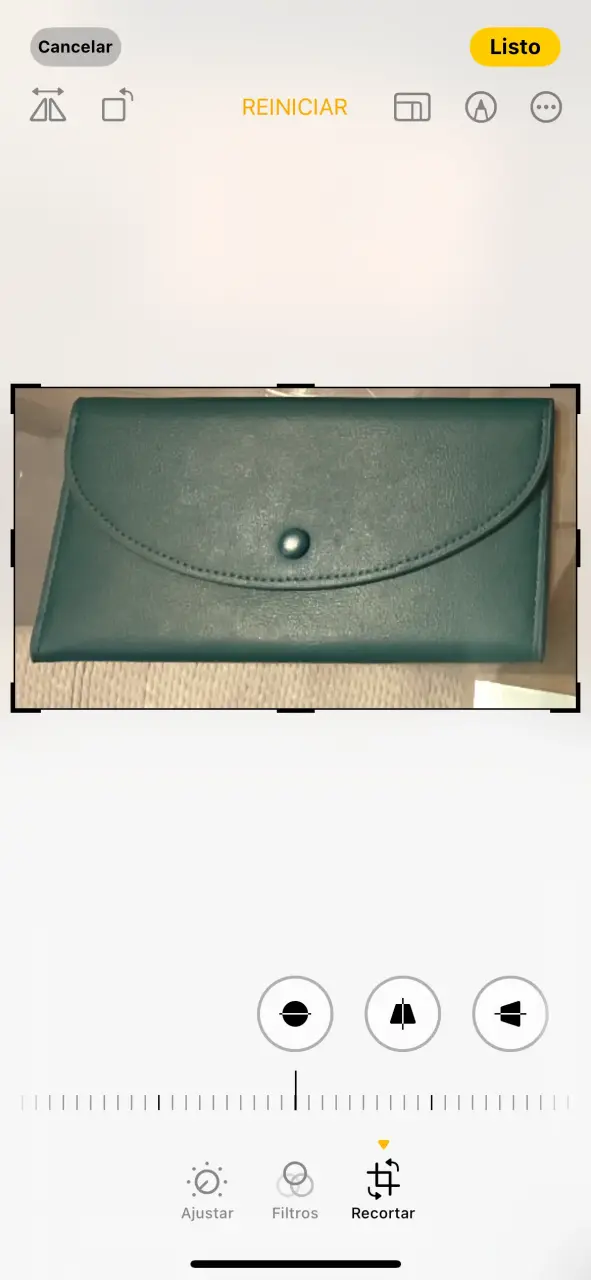 Cartera de mano verde elegante