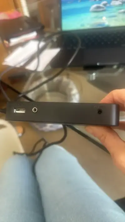Hub USB-C ICZI con múltiples puertos - miniatura 2