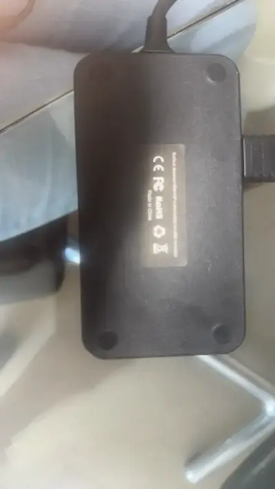 Hub USB-C ICZI con múltiples puertos - miniatura 5