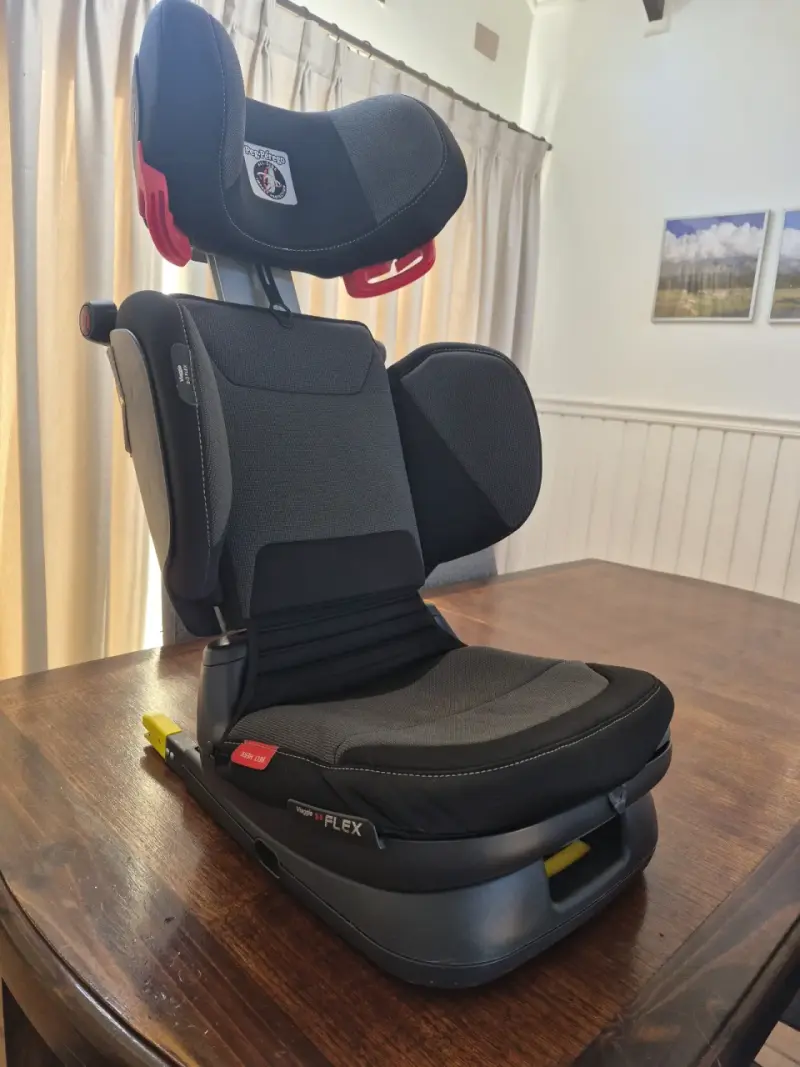 Silla de Auto Peg Perego Viaggio 2-3 Flex Negra - 1