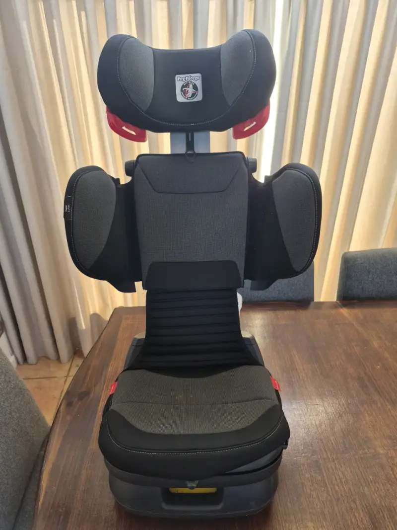 Silla de Auto Peg Perego Viaggio 2-3 Flex Negra - 3