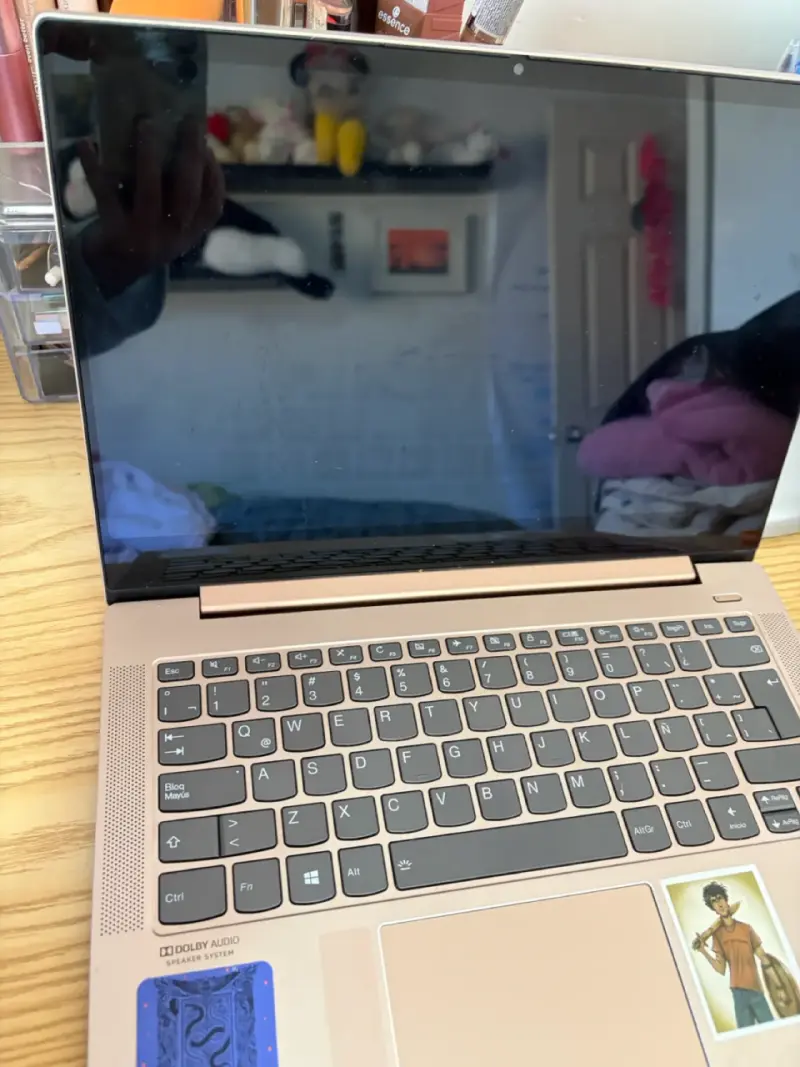 Laptop Lenovo IdeaPad S540 14 pulgadas - 2