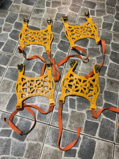 Cadenas antideslizantes para neumáticos de auto - miniatura 2
