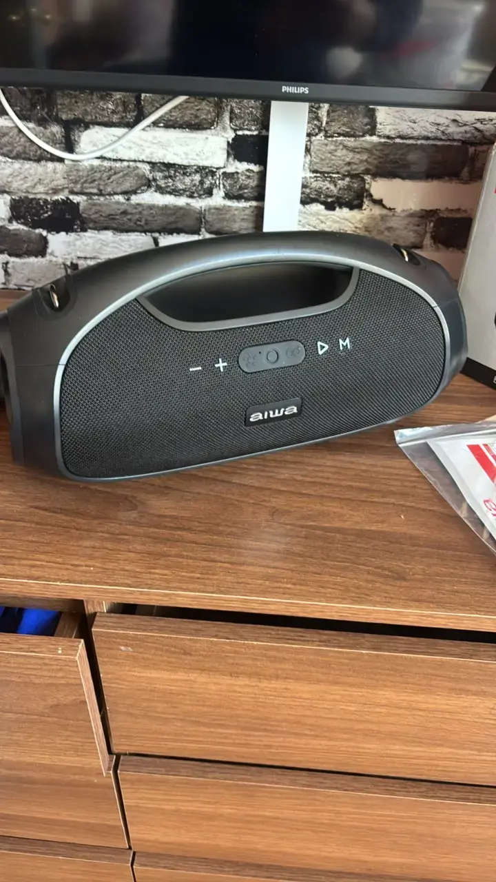 Parlante Bluetooth Portátil Aiwa Negro - 1