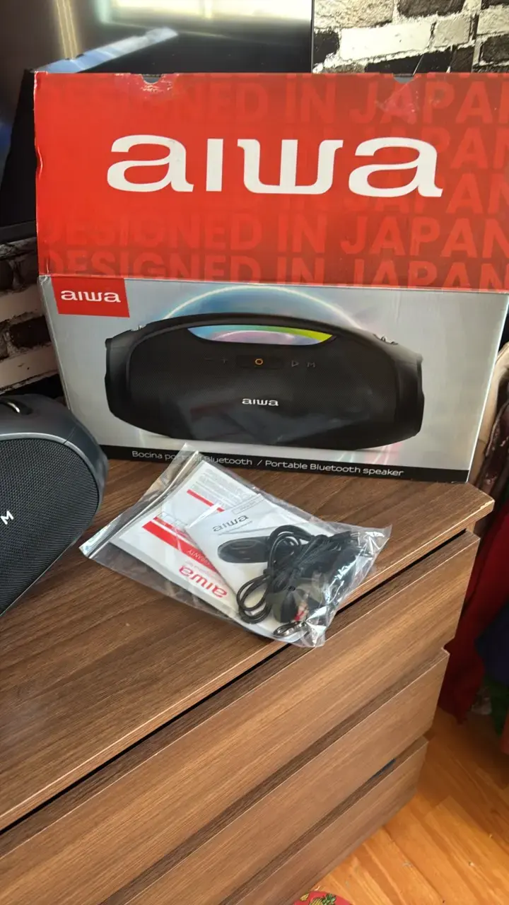Parlante Bluetooth Portátil Aiwa Negro - 2