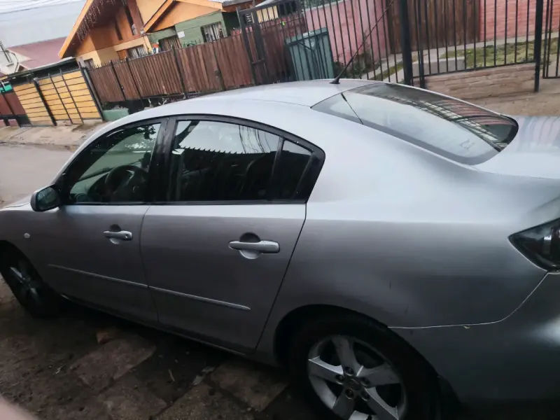Mazda 3 - 4