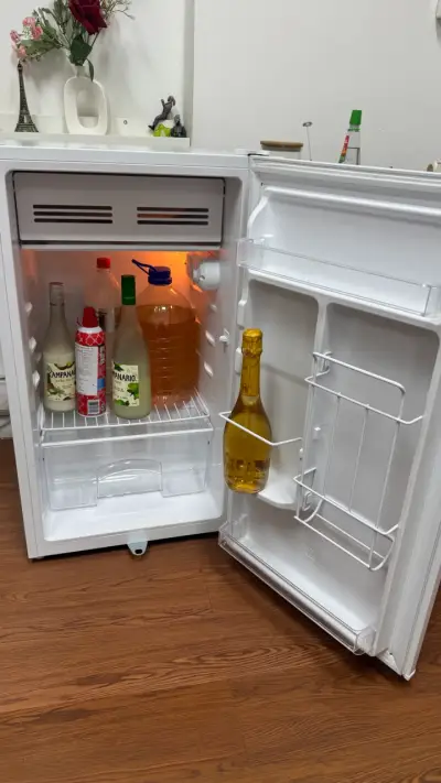 Frigobar Nex blanco eficiente A+ - miniatura 3