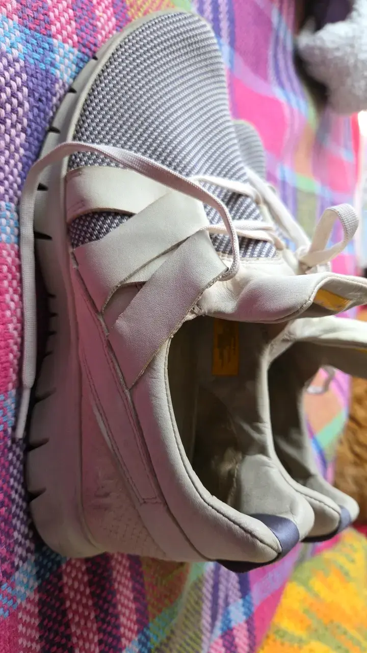 Zapatillas deportivas CAT mujer beige y gris - 2