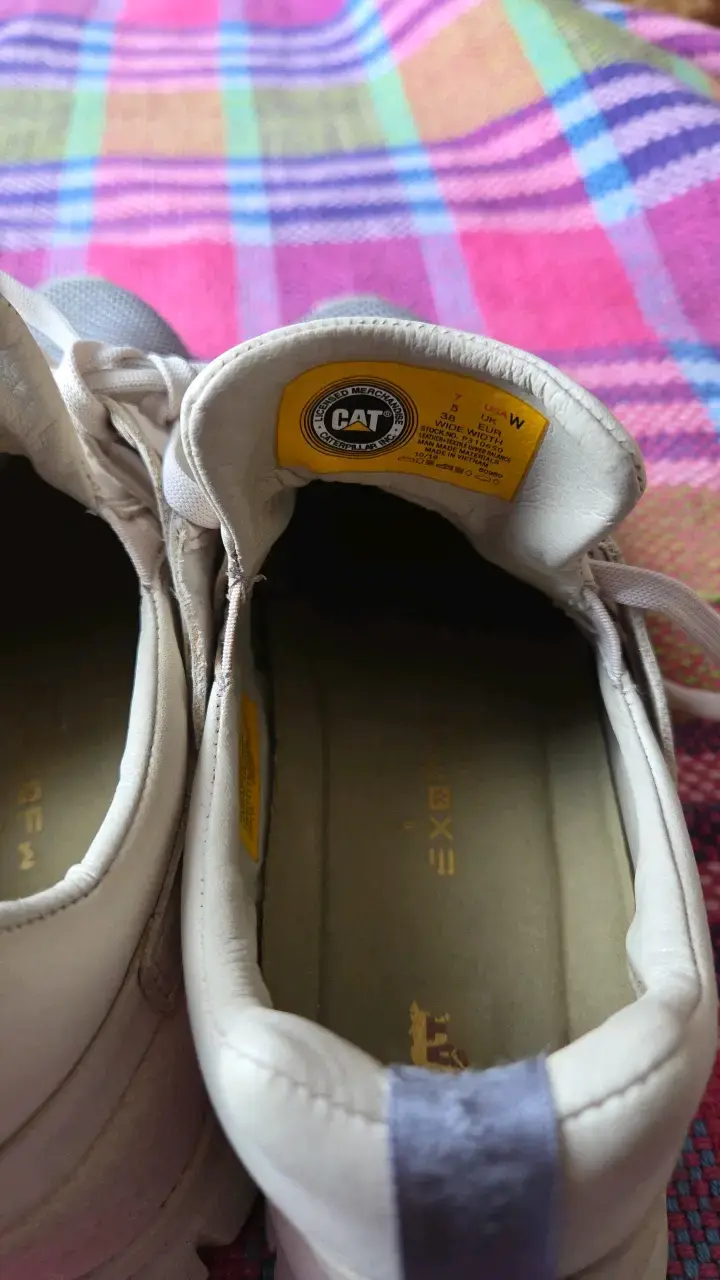 Zapatillas deportivas CAT mujer beige y gris - 3