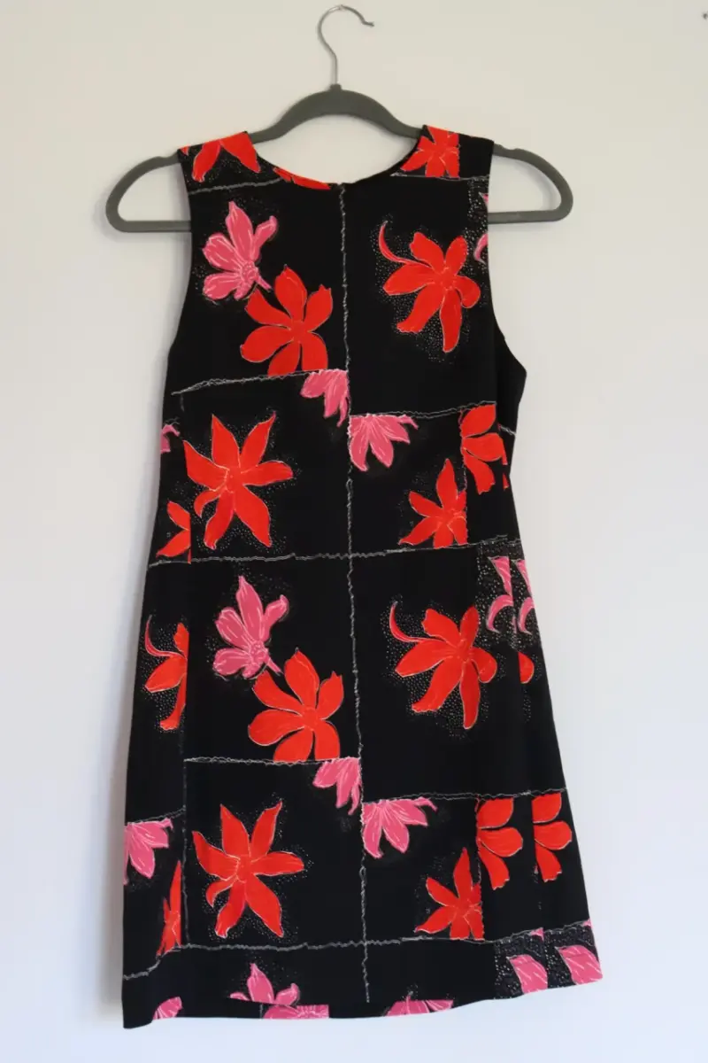 Vestido Desigual floral negro y rojo - 1