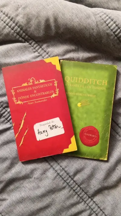 Libros Animales Fantásticos y Quidditch a través - miniatura 1