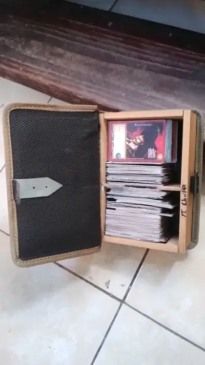 Álbum de Cartas Mitos y Leyendas con Caja - miniatura 3
