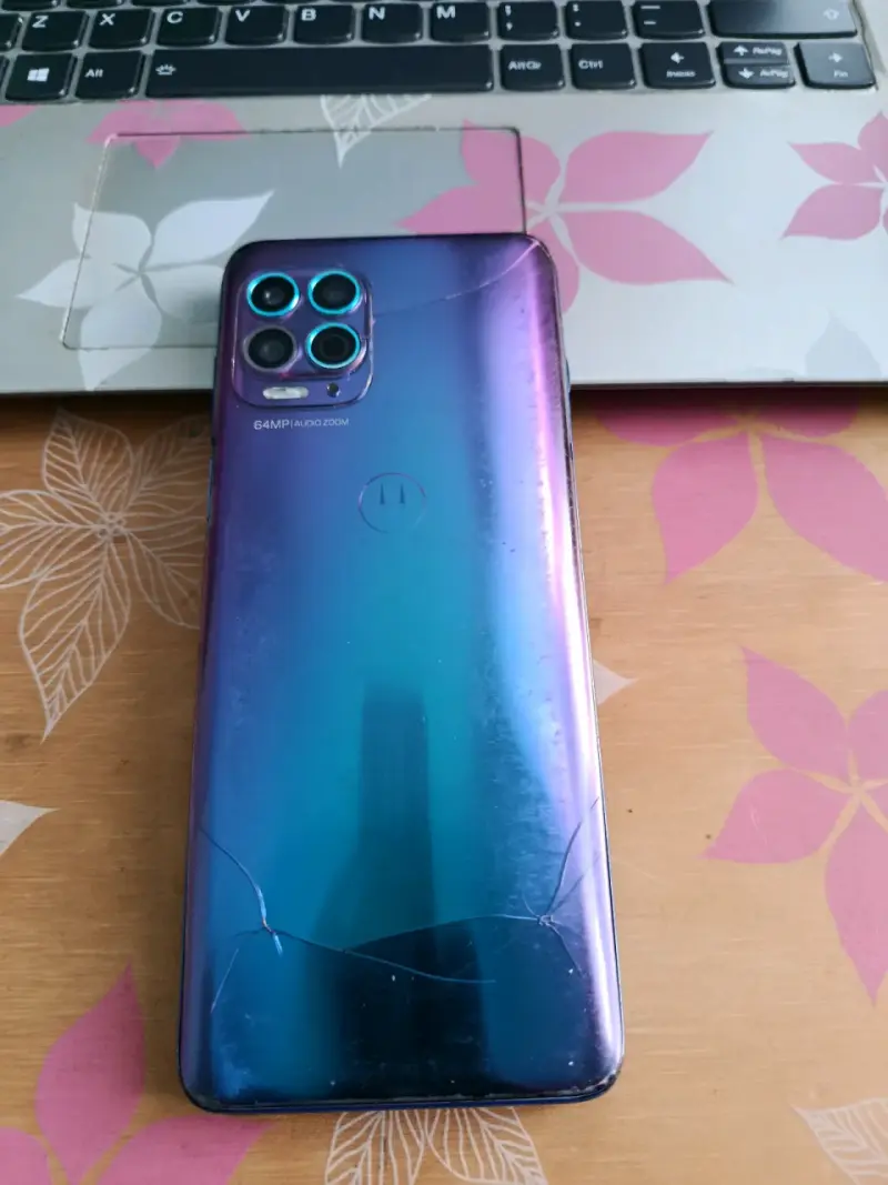 Smartphone Motorola G100 - 2
