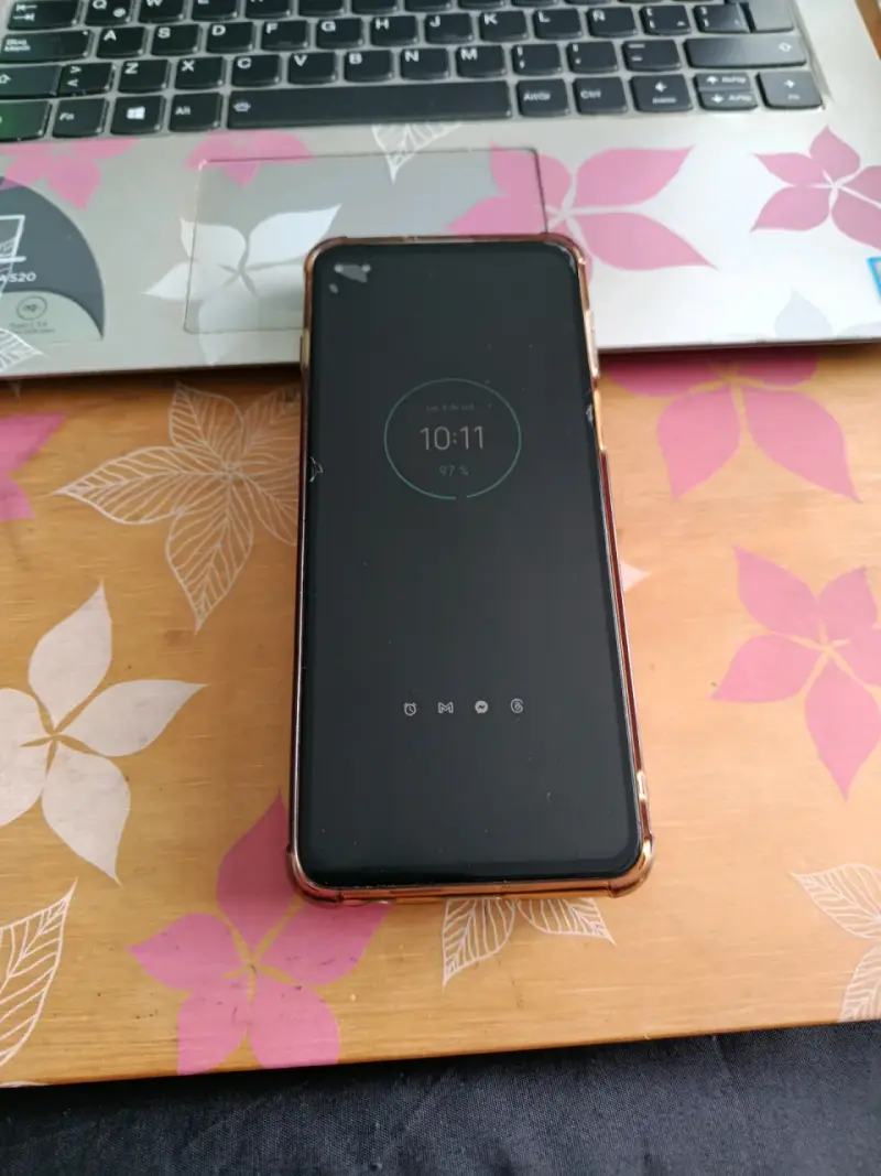 Smartphone Motorola G100 - 3