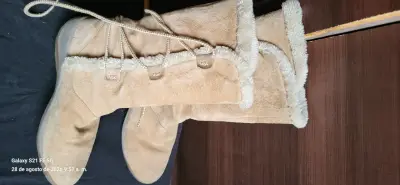 Botas de invierno beige con forro de lana - miniatura 1