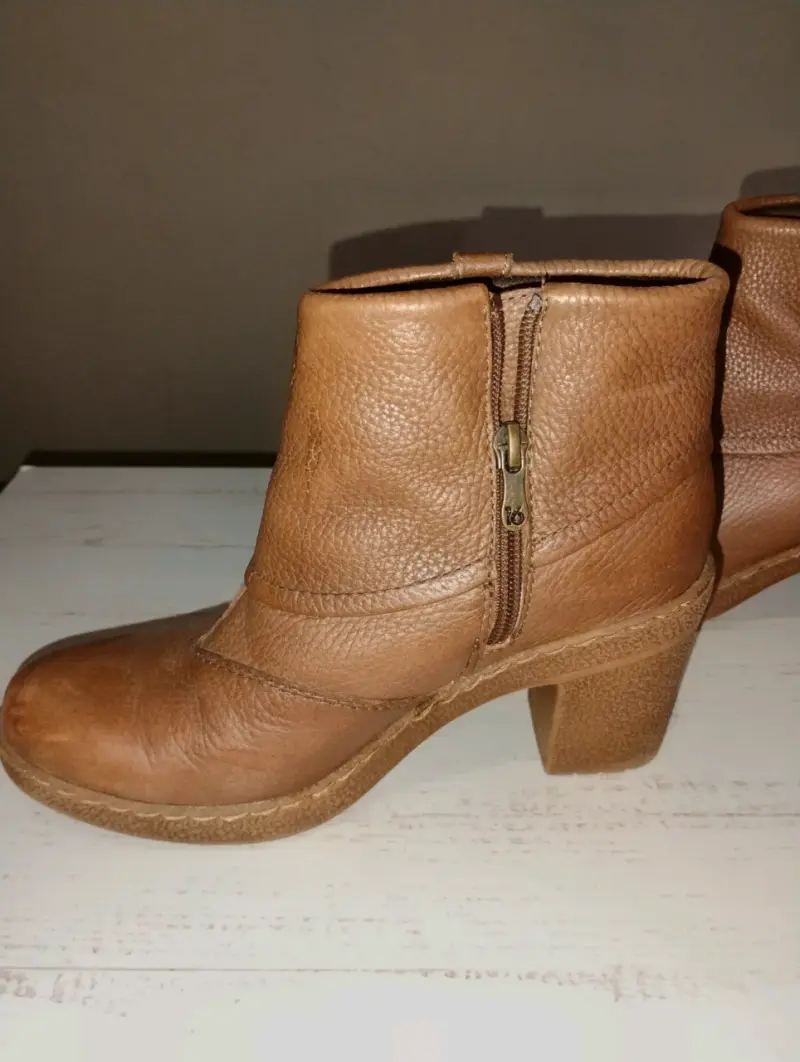 Botines de cuero marrón con tacón medio número 35 - 2