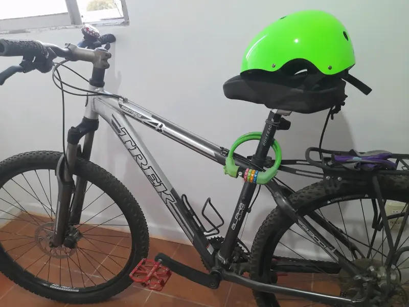 Bicicleta Trek Serie 4 + Accesorios - 5
