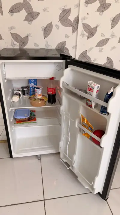 Frigobar Libero en buen estado - miniatura 3