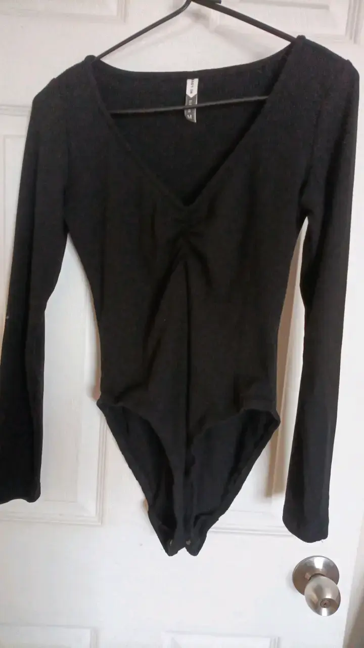 Body negro de manga larga talla M - 1