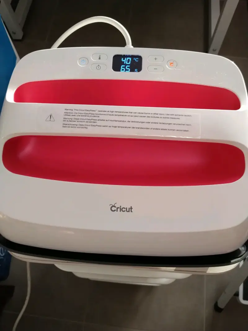 Plancha térmica Cricut EasyPress 2 para manualidades - 1