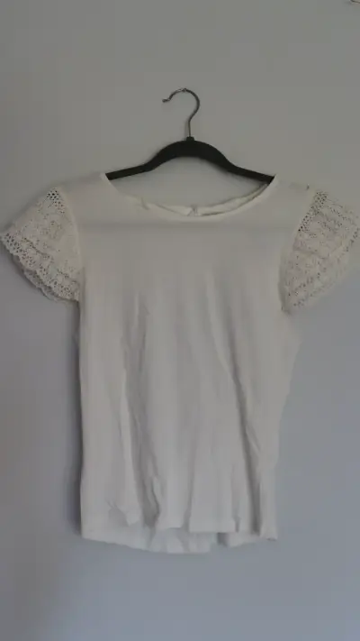 Blusa blanca con encaje Umbrale - miniatura 1