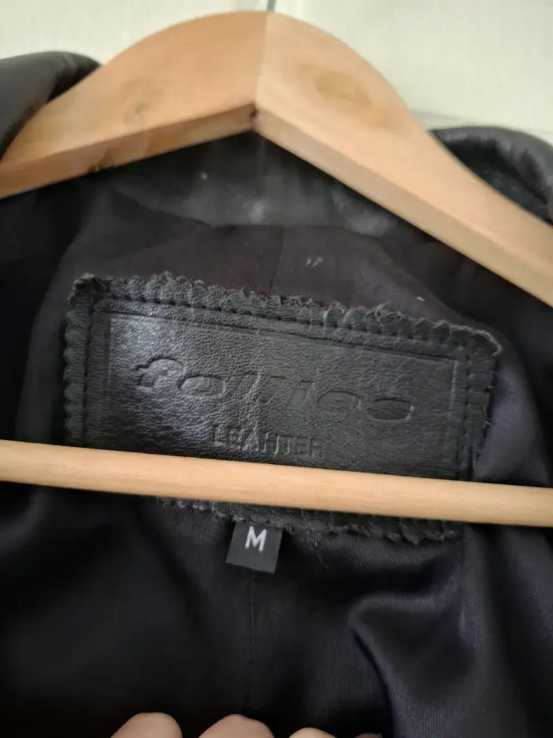 Chaqueta de cuero negra talla M - 2