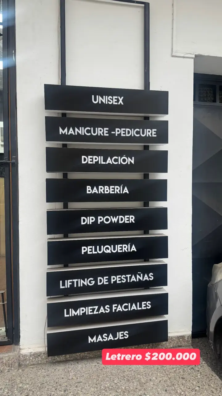 Letrero de Servicios de Belleza Unisex