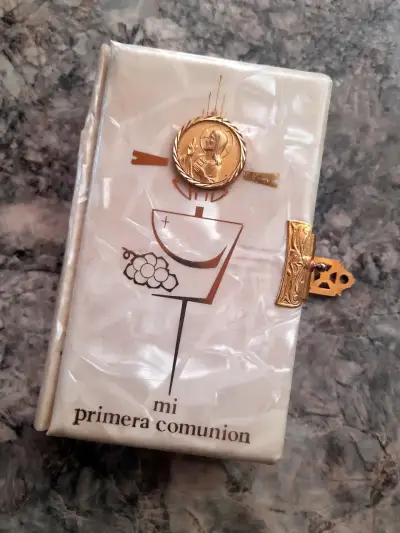 Libro Religion Catolica Primera Comunion 1970 - miniatura 1
