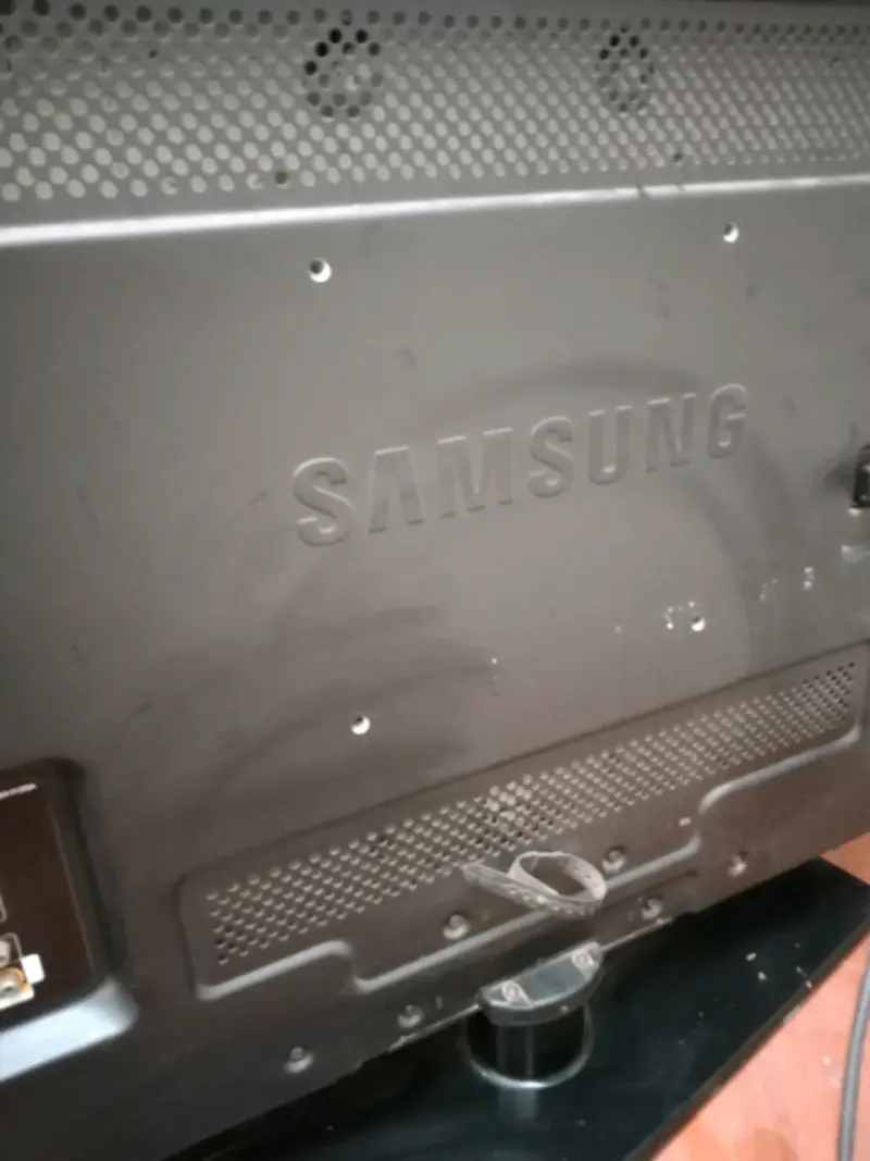 Televisor Samsung LCD de 43pulgadas - 5
