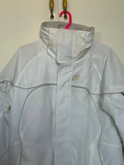 Chaqueta Nike Sportswear Vintage (2008) Impecable - miniatura 2