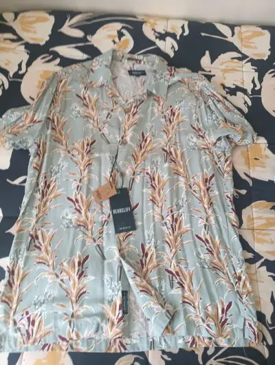 Camisa hawaiana Bearcliff estampada floral - miniatura 1