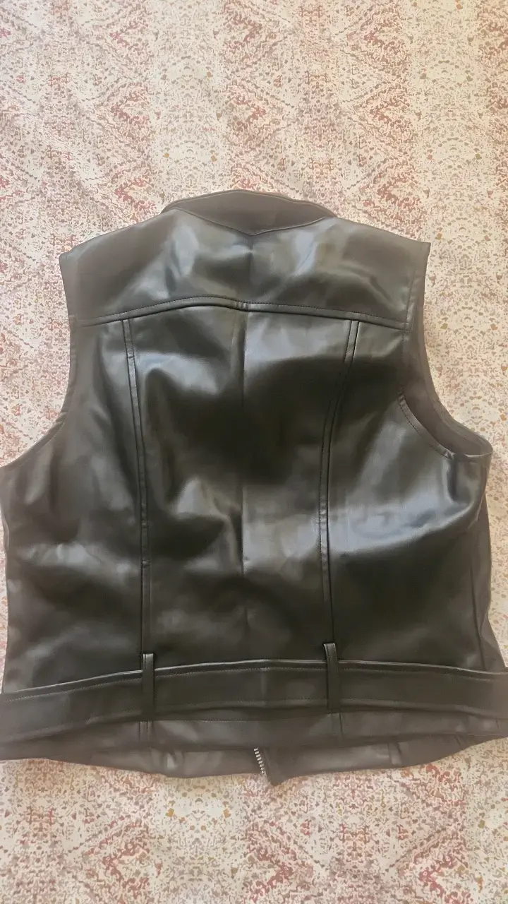 Chaleco de cuero sintético negro Shein con cierre - 3