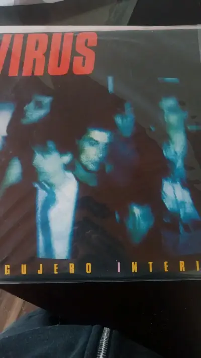 Vinilo Virus Agujero Interior - miniatura 1