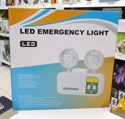 Luz de emergencia LED automática con doble foco. - miniatura 2