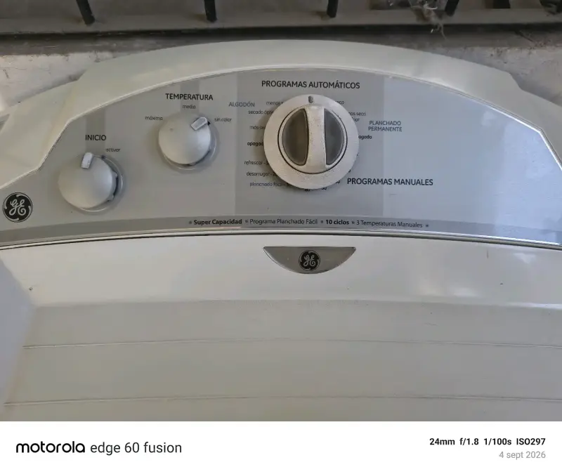 Secadora de Ropa GE con Programas Automáticos - 2