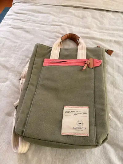 Mochila verde Isadora Club con detalles rosados - miniatura 1