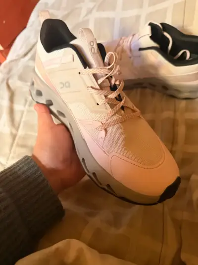 Zapatillas deportivas  On Cloud beige 42/ 26.5 - miniatura 1